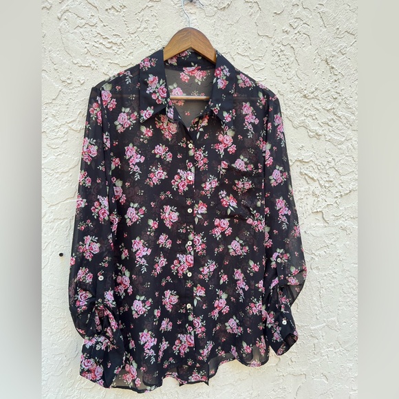 no brand Tops - PLUS Beautiful Sheer Rose-Print Blouse +  Pearl Buttons Back Side Slits Size 10